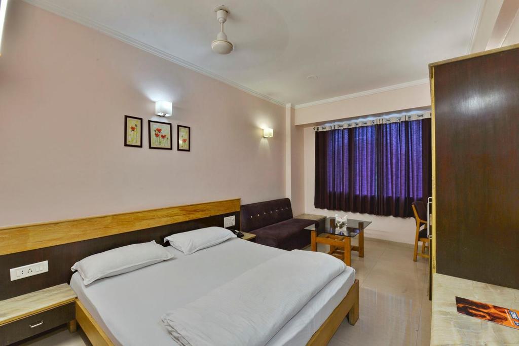 Jain'S Hotel Rajhans Bhopal Eksteriør billede